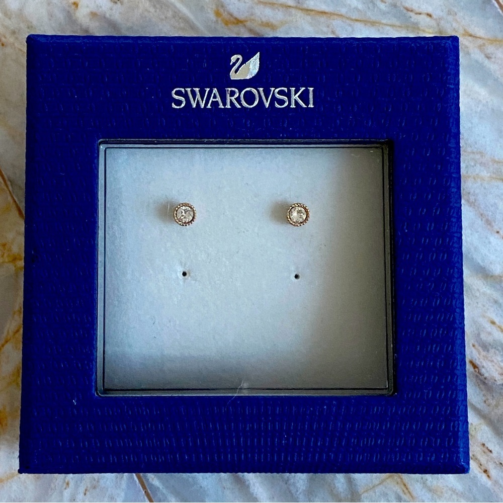 New Swarovski  Studs Gold Studded Earrings Small‎